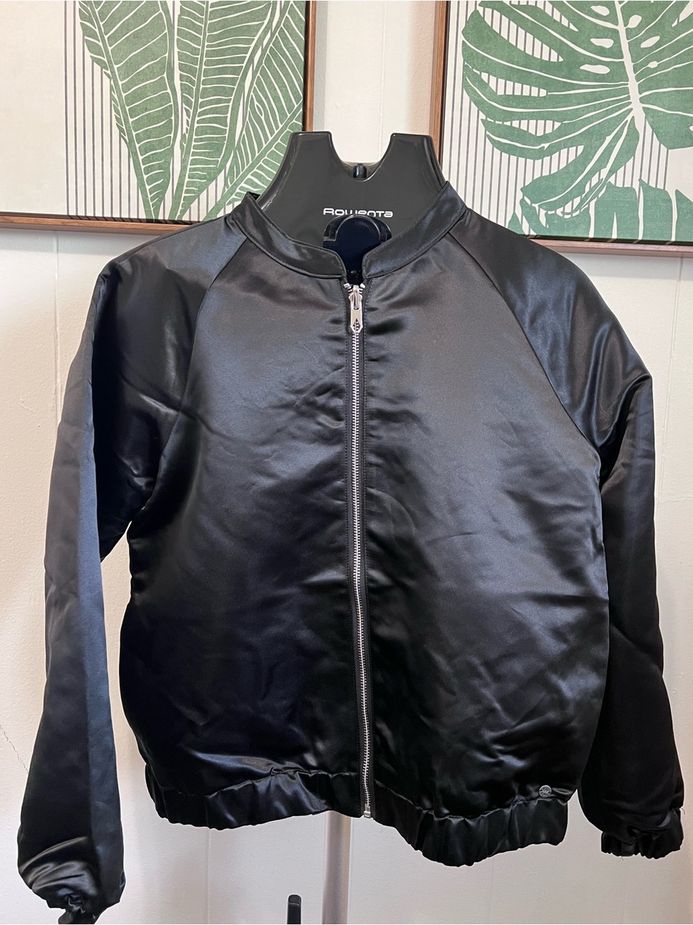 NWOT Volcom Black Satin Bomber Jacket REVERSIBLE!!